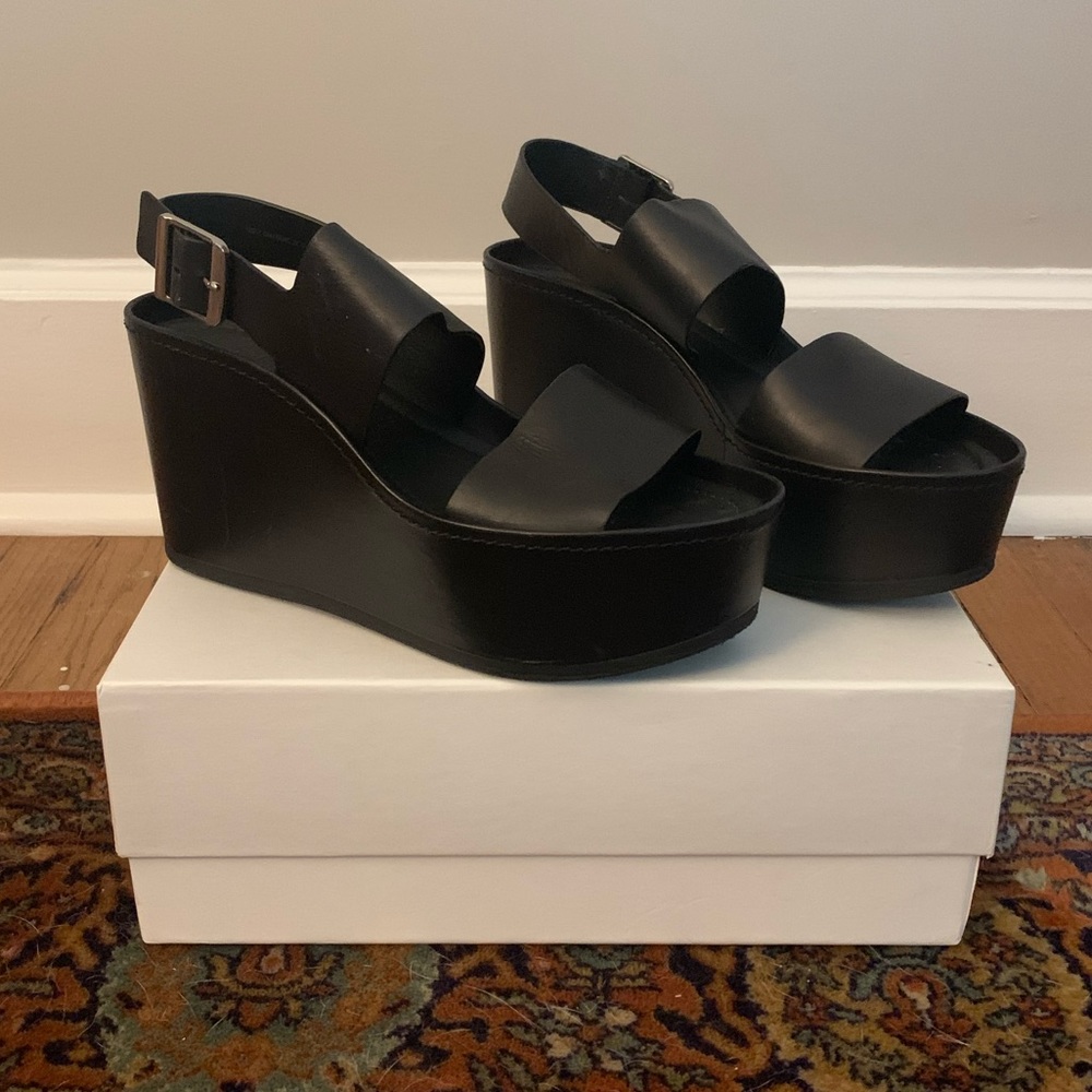 Vince platform sandal 7.5